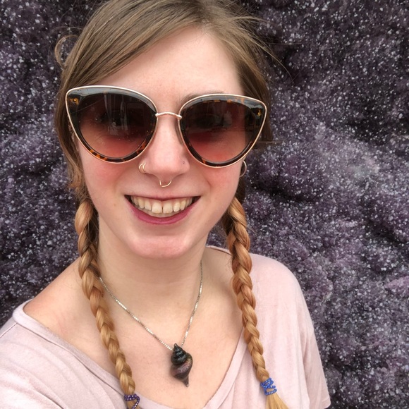 Meet your Posher, Shawnahawes 🖤 - Picture 13 of 16